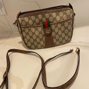 DAMAGED Gucci bag.